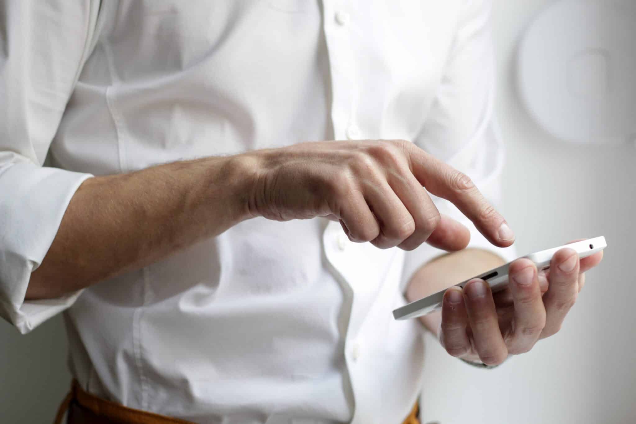 revenue intelligence captures digital buying and selling through self-guided online research